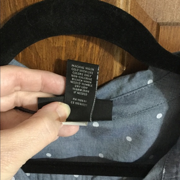 Grey cotton blouse with white polka dots. - Picture 3 of 4